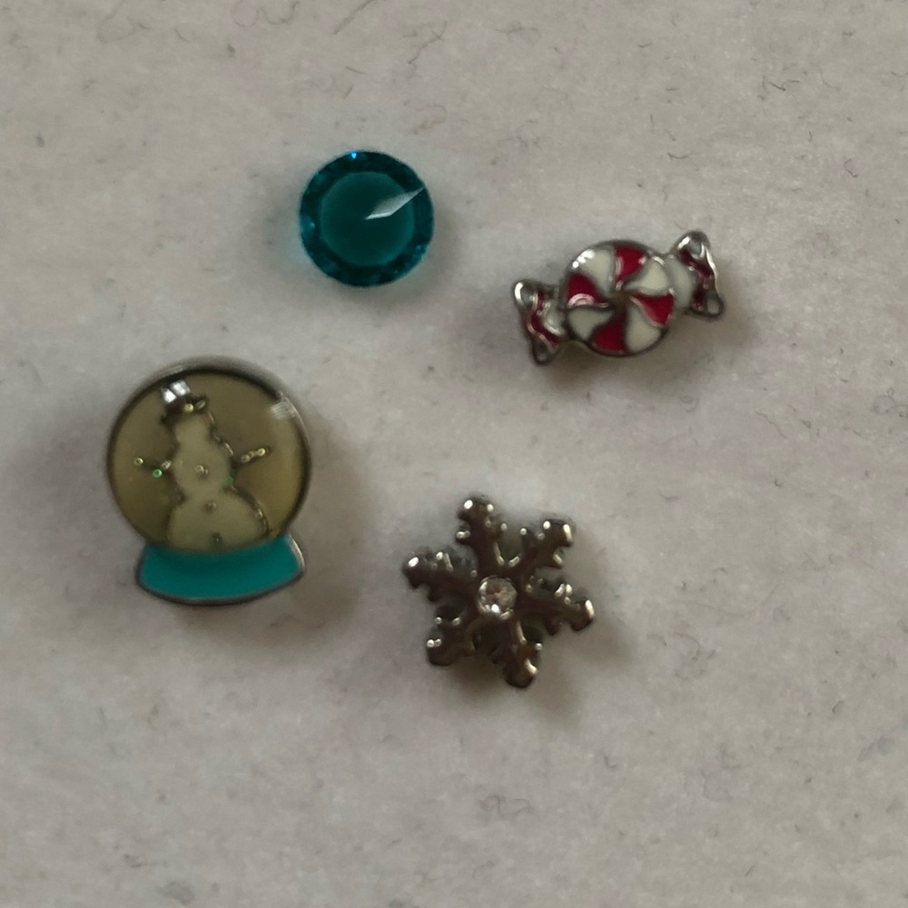 Origami Owl Christmas Charms